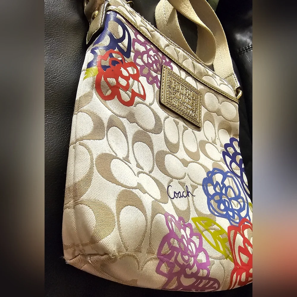 Coach Daisy Floral print Y2K Cream canvas Signature Swing Poppy Crossbody EUC - Picture 7 of 16